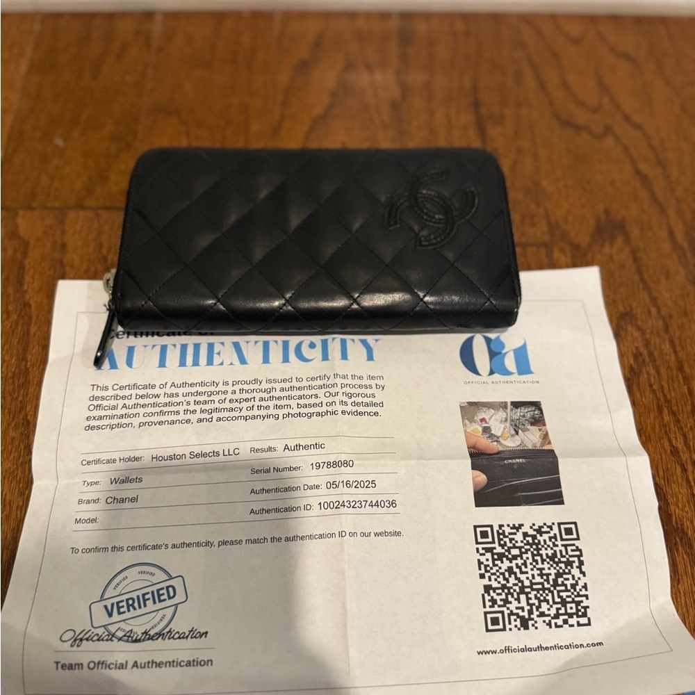 CHANEL Black Lambskin Quilted Embellished CC Black Zip Long Wallet - Picture 4 of 12